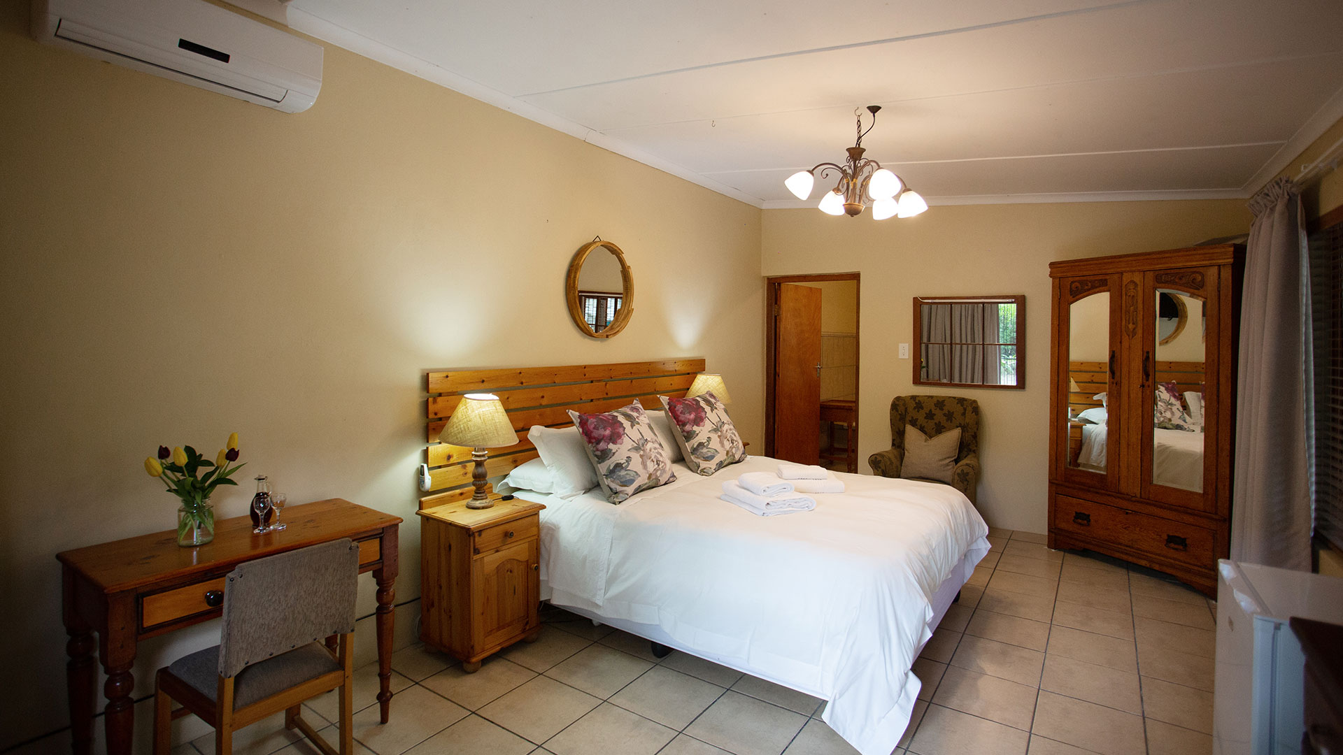 Die Eike - Room  7